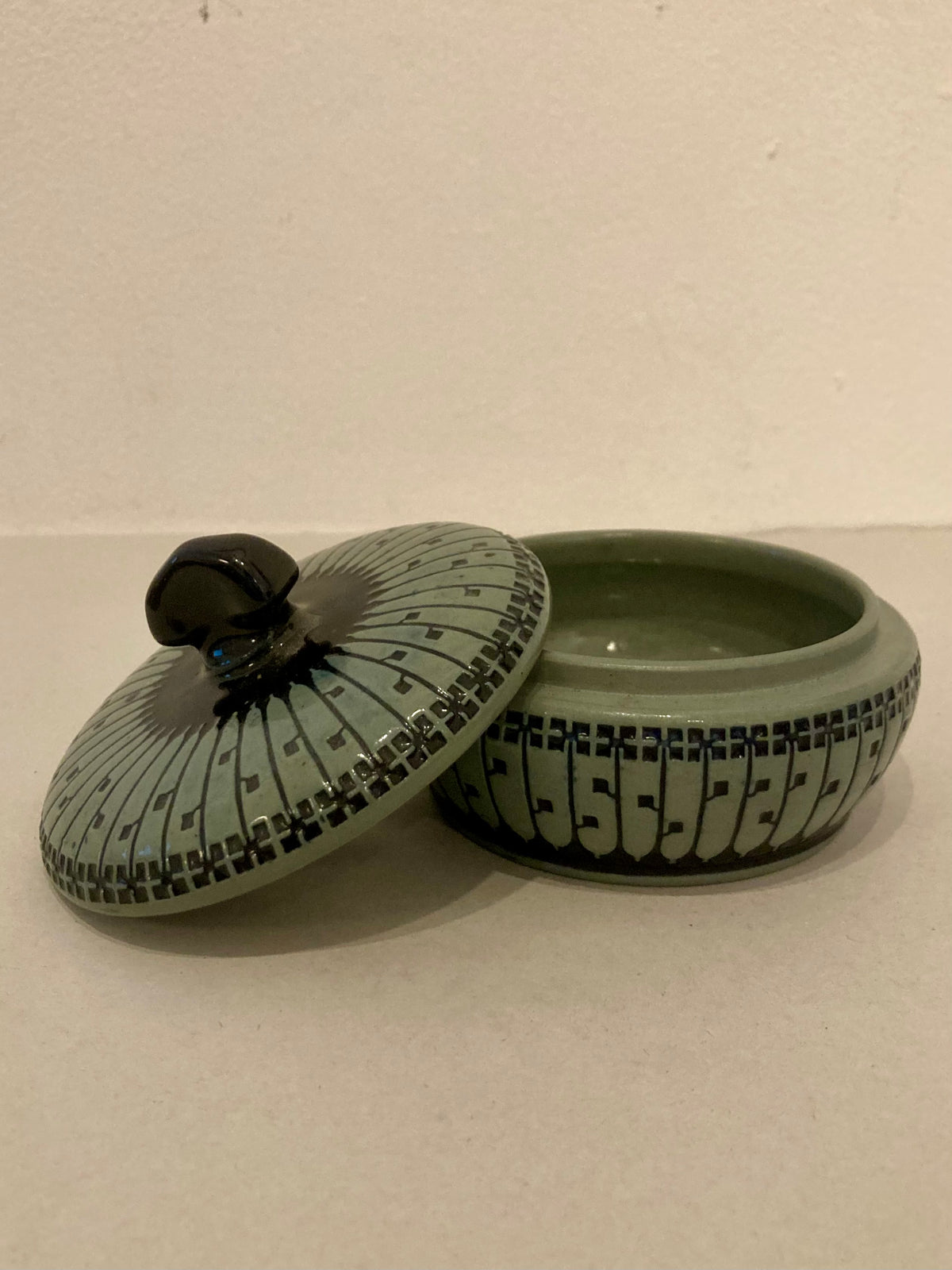 Riermerschmidt 1920s Lidded Butter Dish